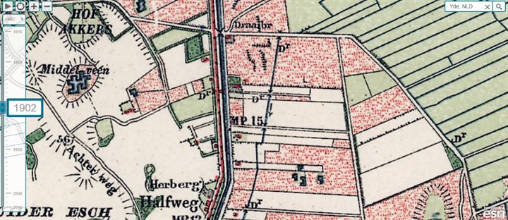 Topografische kaart 1902. Hierop is te zien dat in het terrein van de pingoruïne een rechthoekig ligt, dit is een veenput. Deze veenput werd gebruikt om veen te winnen.