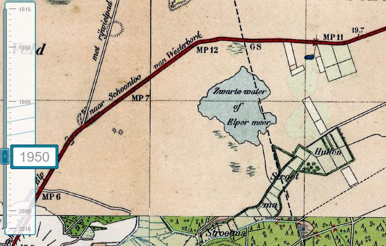De topografische kaart uit 1950 laat beide namen zien voor hetzelfde meer. De stippellijn geeft de grens weer tussen de toenmalige gemeenten Westerbork en Rolde.